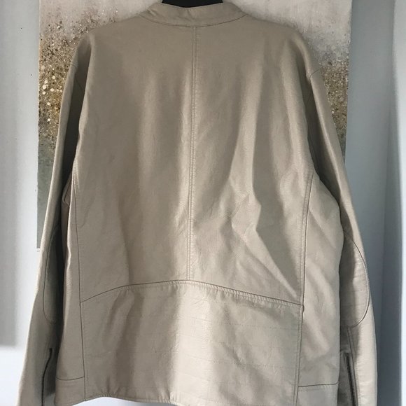 Levi's Faux Leather Moto Jacket (NWT) - Picture 7 of 16